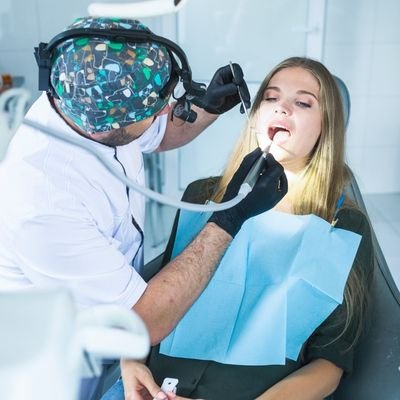 Diş Sararması Nedenleri, Nasıl Geçer?