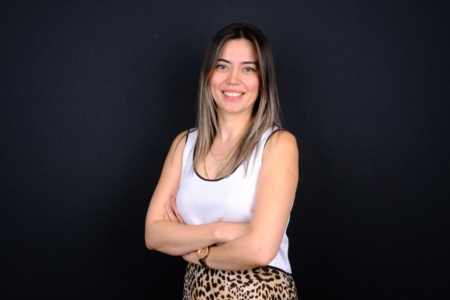 Öznur Özlü